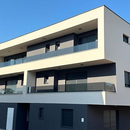 Apartments Harmony Hills Pula Luaran gambar